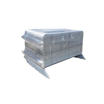 Crowd Control Steel Barricade Galvanized Crossed Foot 6.5ft  2 meters 